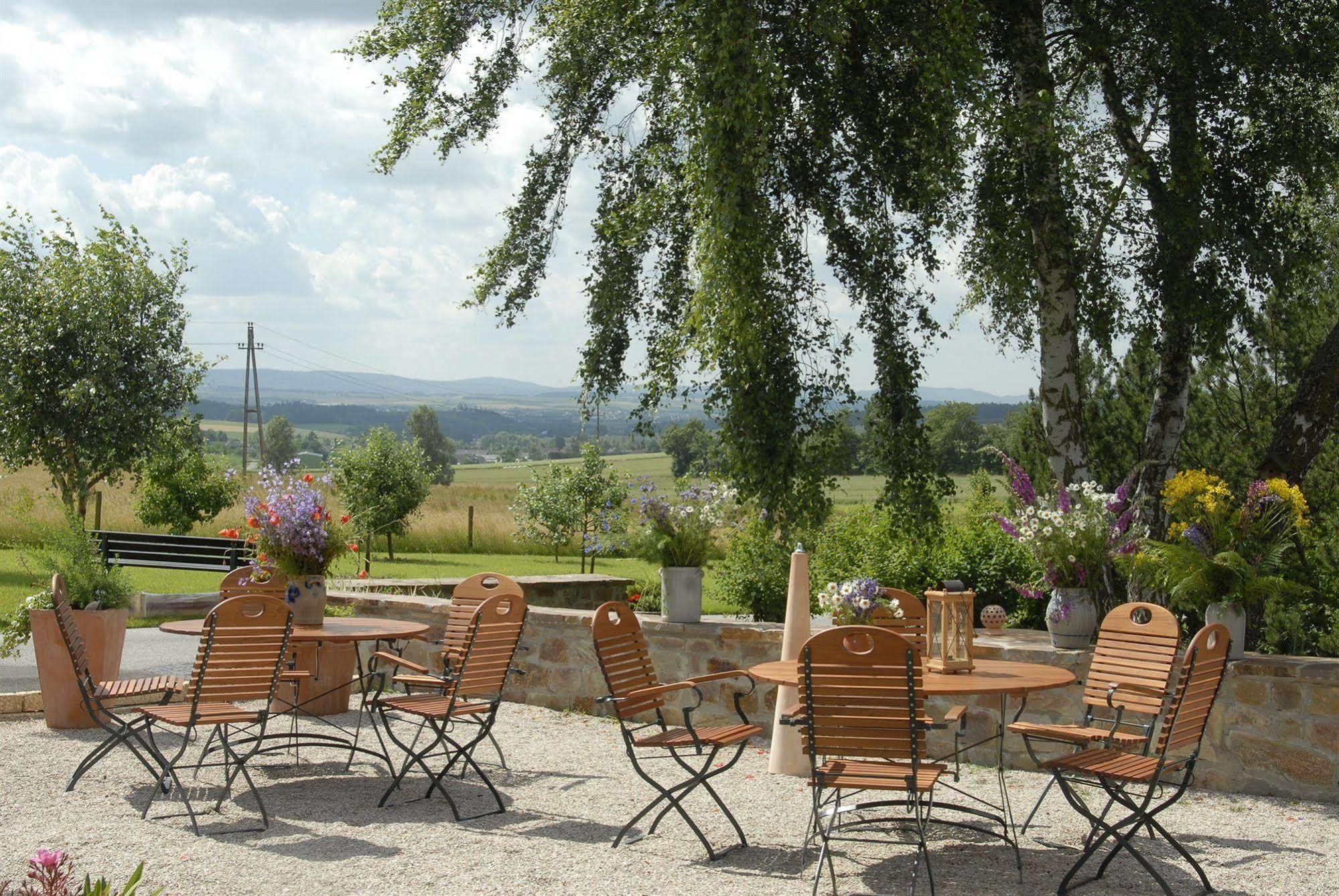 Landidyll Hotel Restaurant Birkenhof Klosterkumbd Exterior foto